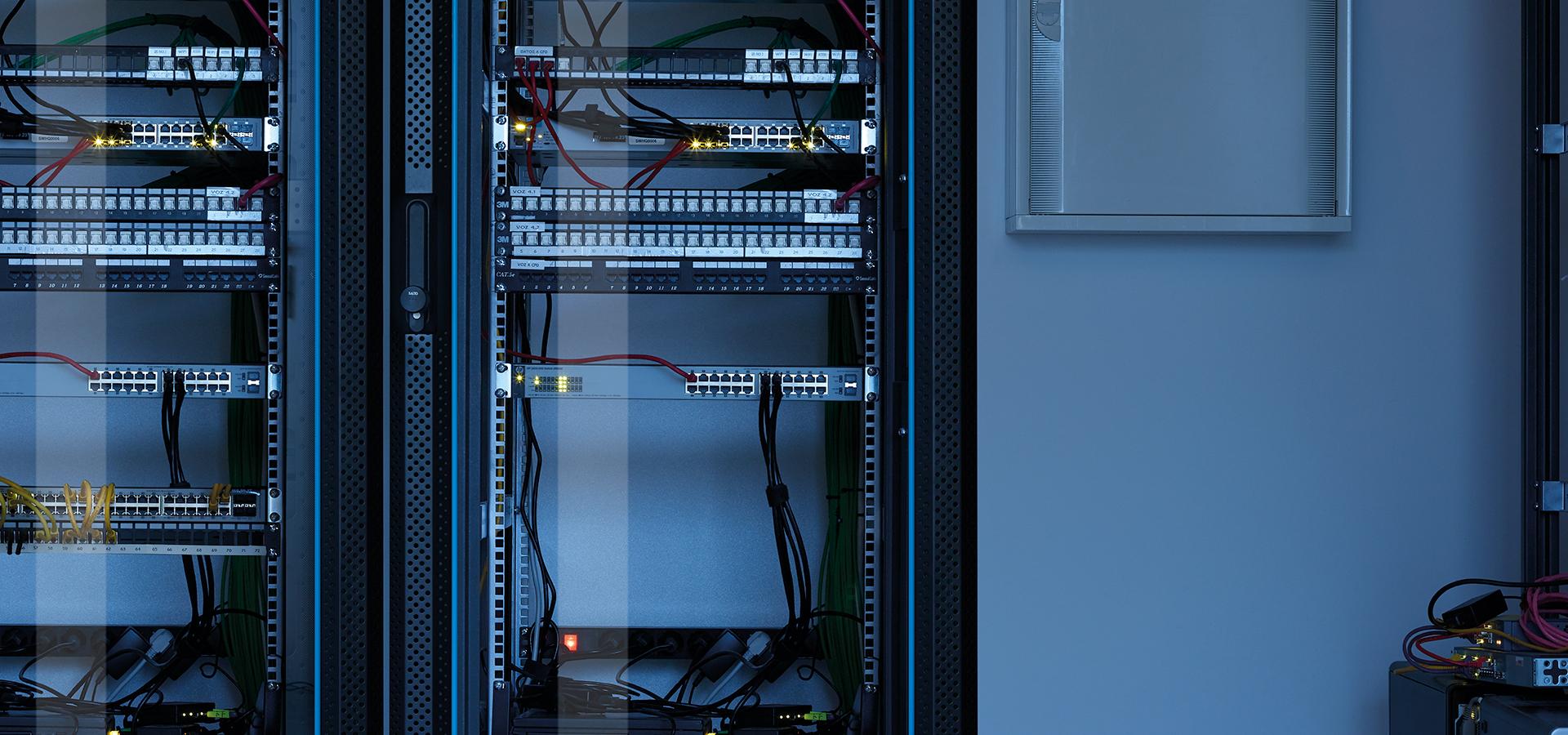 SALTO Neo - Swing Handle Cylinder SALTO Neo - Swing Handle Cylinder