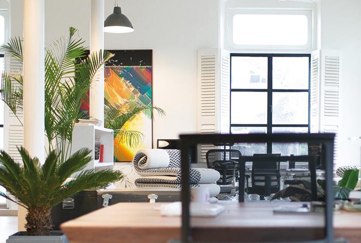 Scale your coworking space with SALTO KS and Cobot